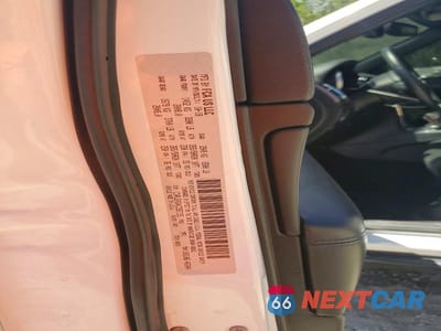 Zdjęcie 12 z 12 samochodu: 2019 JEEP GRAND CHEROKEE LAREDO VIN:1C4RJEAGXKC597155 - miniatura