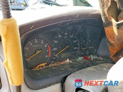 Zdjęcie 9 z 12 samochodu: 2002 HONDA ACCORD EX VIN:1HGCG16512A077878 - miniatura