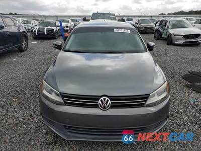 Piąte zdjęcie samochodu w środku: 2011 VOLKSWAGEN JETTA SE VIN:3VWDX7AJXBM109382 - miniatura