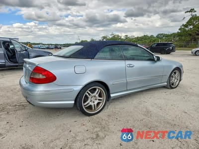 Trzecie zdjęcie samochodu z tyłu: 2008 MERCEDES-BENZ CLK 550 VIN:WDBTK72F98T090999 - miniatura