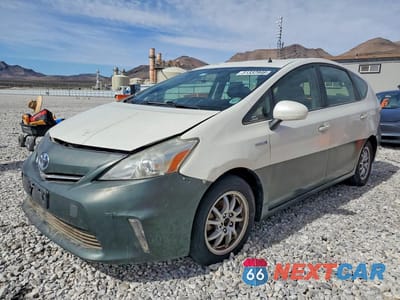 2014 TOYOTA PRIUS V TWO JTDZN3EU7E3362127 - główne zdjęcie licytacji z USA - miniatura