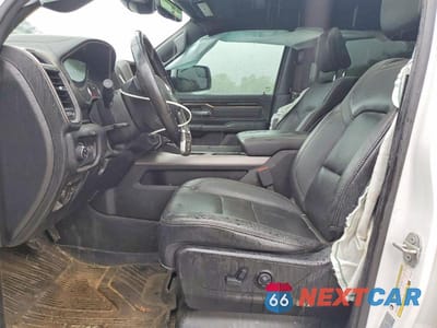 Zdjęcie 7 z 12 samochodu: 2021 RAM 1500 SPORT VIN:1C6SRFVT2MN516848 - miniatura