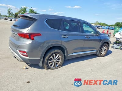 Trzecie zdjęcie samochodu z tyłu: 2019 HYUNDAI SANTA FE SE VIN:5NMS23AD3KH093881 - miniatura