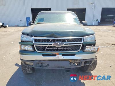 Piąte zdjęcie samochodu w środku: 2006 CHEVROLET SILVERADO K1500 VIN:1GCEK19Z86Z193736 - miniatura