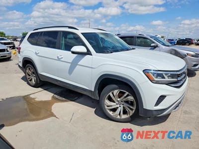 Czwarte zdjęcie samochodu z boku: 2023 VOLKSWAGEN ATLAS SE VIN:1V2WR2CA8PC524116 - miniatura