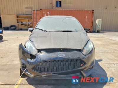 Piąte zdjęcie samochodu w środku: 2016 FORD FIESTA ST VIN:3FADP4GX4GM173878 - miniatura