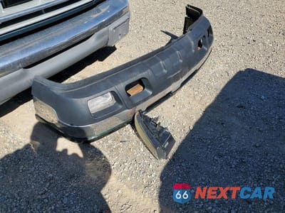 Zdjęcie 12 z 12 samochodu: 2006 CHEVROLET SILVERADO C1500 VIN:1GCEC19Z16Z246659 - miniatura