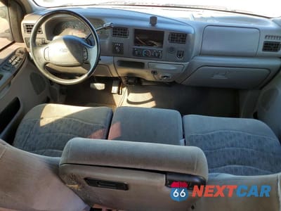 Zdjęcie 8 z 11 samochodu: 2000 FORD F250 SUPER DUTY VIN:3FTNW21S7YMA45896 - miniatura