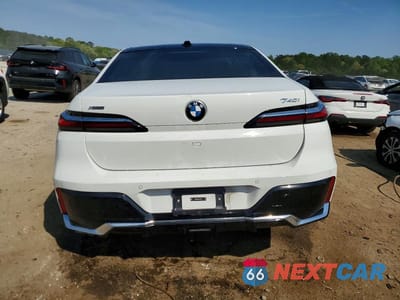Zdjęcie 6 z 12 samochodu: 2026 BMW 740 XI VIN:WBA33EH05TCW27220 - miniatura