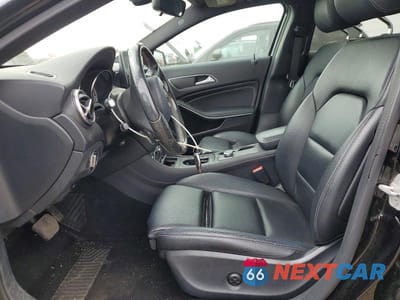 Zdjęcie 7 z 12 samochodu: 2016 MERCEDES-BENZ GLA 250 VIN:WDCTG4EB6GJ218856 - miniatura