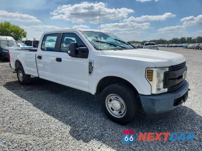 Czwarte zdjęcie samochodu z boku: 2018 FORD F250 SUPER DUTY VIN:1FT7W2A69JEC09964 - miniatura