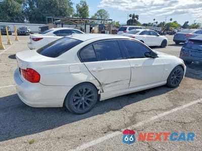 Trzecie zdjęcie samochodu z tyłu: 2011 BMW 328 I SULEV VIN:WBAPH5G52BNM80986 - miniatura