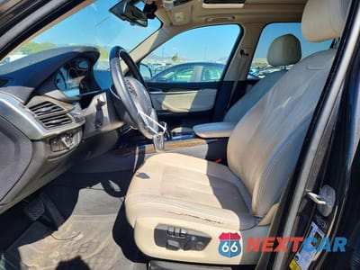 Zdjęcie 7 z 13 samochodu: 2015 BMW X5 XDRIVE35I VIN:5UXKR0C58F0K58151 - miniatura