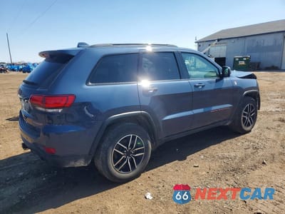 Trzecie zdjęcie samochodu z tyłu: 2021 JEEP GRAND CHEROKEE TRAILHAWK VIN:1C4RJFLG1MC566642 - miniatura