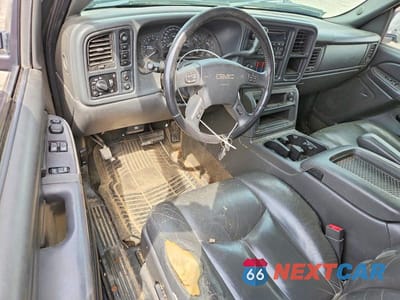 Zdjęcie 8 z 12 samochodu: 2005 GMC NEW SIERRA K1500 VIN:1GTEK19B35E198626 - miniatura