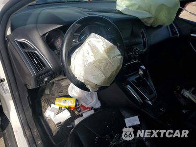 Zdjęcie 8 z 12 samochodu: 2012 FORD FOCUS TITANIUM VIN:1FAHP3N27CL428473 - miniatura
