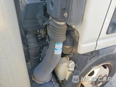 Zdjęcie 11 z 13 samochodu: 2016 ISUZU NQR REFRIGERATED BOX TRUCK VIN:JALE5W164G7900557 - miniatura