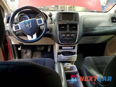 Zdjęcie 8 z 14 samochodu: 2014 DODGE GRAND CARAVAN SE VIN:2C4RDGBG8ER457019 - miniatura