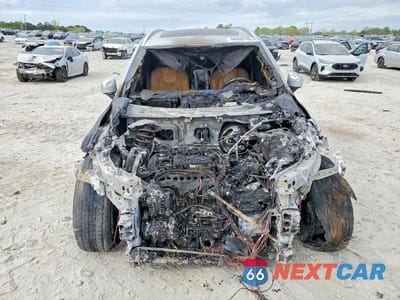 Piąte zdjęcie samochodu w środku: 2017 VOLVO XC90 T6 VIN:YV4A22PL7H1185211 - miniatura