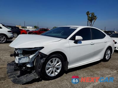 2025 TOYOTA CAMRY SE 4T1DAACK8SU141617 - główne zdjęcie licytacji z USA - miniatura