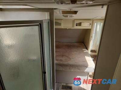 Piąte zdjęcie samochodu w środku: 2006 KEYSTONE OUTBACK CAMPER VIN:4YDT30R296G917850 - miniatura