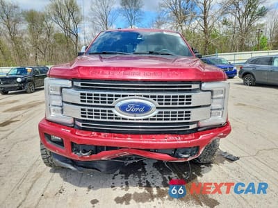 Piąte zdjęcie samochodu w środku: 2017 FORD F-250 VIN:1FT7W2BT4HEE71048 - miniatura