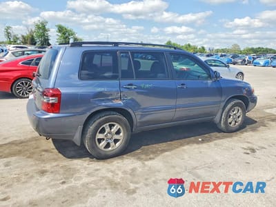 Trzecie zdjęcie samochodu z tyłu: 2005 TOYOTA HIGHLANDER LIMITED VIN:JTEGP21A150074219 - miniatura