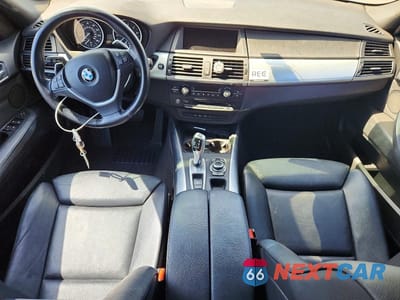 Zdjęcie 8 z 13 samochodu: 2013 BMW X5 XDRIVE35I VIN:5UXZV4C59D0B10060 - miniatura