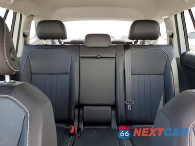 Zdjęcie 10 z 13 samochodu: 2023 VOLKSWAGEN TIGUAN SE VIN:3VV3B7AXXPM057472 - miniatura