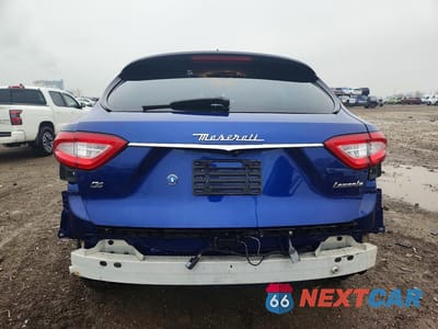 Zdjęcie 6 z 12 samochodu: 2018 MASERATI LEVANTE VIN:ZN661XUA1JX270526 - miniatura