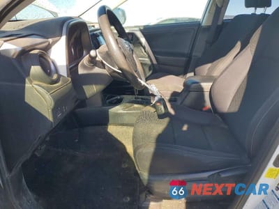 Zdjęcie 7 z 13 samochodu: 2018 TOYOTA RAV4 HYBRID LE VIN:JTMRJREV1JD179222 - miniatura