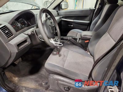 Zdjęcie 7 z 12 samochodu: 2010 JEEP GRAND CHEROKEE LAREDO VIN:1J4PR4GK4AC139903 - miniatura