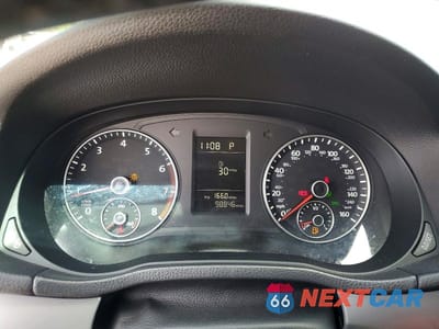 Zdjęcie 9 z 12 samochodu: 2014 VOLKSWAGEN PASSAT S VIN:1VWAH7A34EC016722 - miniatura