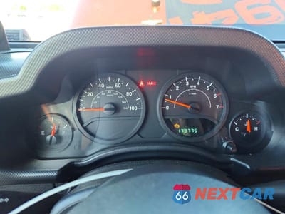 Zdjęcie 9 z 13 samochodu: 2009 JEEP WRANGLER X VIN:1J4FA24169L719734 - miniatura