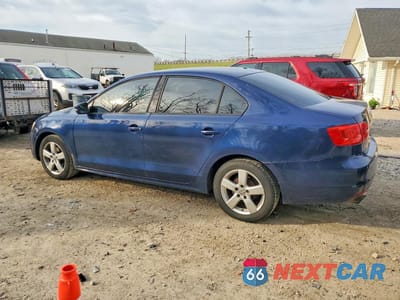 Drugie zdjęcie samochodu z przodu: 2011 VOLKSWAGEN JETTA SE VIN:3VWDZ7AJ9BM072139 - miniatura