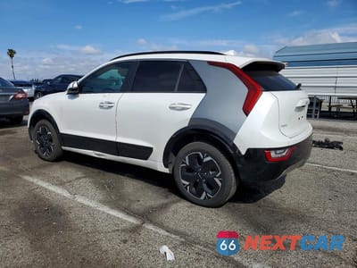 Drugie zdjęcie samochodu z przodu: 2023 KIA NIRO EV WAVE VIN:KNDCT3L13P5029452 - miniatura