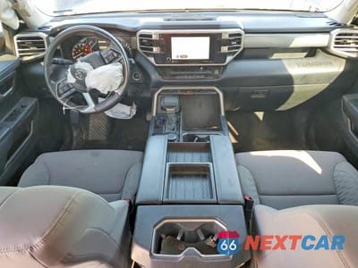 Zdjęcie 8 z 12 samochodu: 2022 TOYOTA TUNDRA SR5 VIN:5TFLA5DB0NX025305 - miniatura