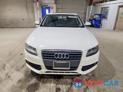 Piąte zdjęcie samochodu w środku: 2011 AUDI A4 PREMIUM VIN:WAUAFAFL1BN010372 - miniatura
