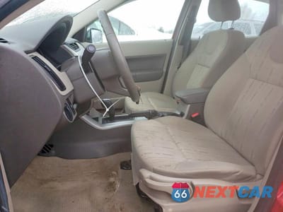Zdjęcie 7 z 12 samochodu: 2009 FORD FOCUS SE VIN:1FAHP35N89W136820 - miniatura