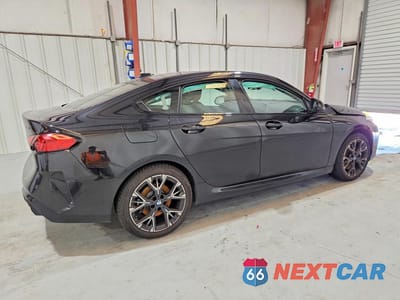 Trzecie zdjęcie samochodu z tyłu: 2026 BMW 228XI VIN:WBA23GG06T7U15850 - miniatura