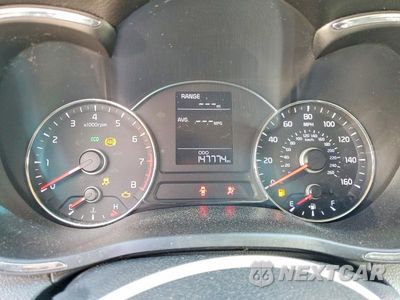Zdjęcie 9 z 13 samochodu: 2016 KIA FORTE LX VIN:KNAFK4A60G5615785 - miniatura