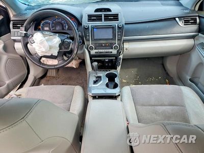 Zdjęcie 8 z 13 samochodu: 2012 TOYOTA CAMRY HYBRID XLE VIN:4T1BD1FK3CU003897 - miniatura