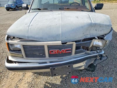 Zdjęcie 11 z 12 samochodu: 1989 GMC SIERRA C2500 VIN:1GTGC24K9KE510415 - miniatura
