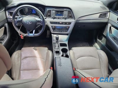 Zdjęcie 8 z 12 samochodu: 2015 HYUNDAI SONATA SPORT 2.0T VIN:5NPE34AB3FH193177 - miniatura