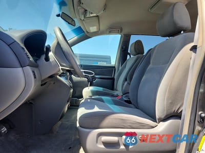 Zdjęcie 7 z 13 samochodu: 2005 TOYOTA SIENNA LE 7 PASSENGER VIN:5TDZA23C35S288008 - miniatura