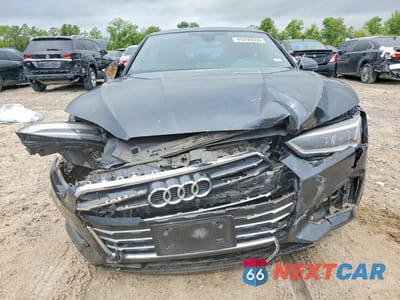 Piąte zdjęcie samochodu w środku: 2018 AUDI A5 PREMIUM PLUS VIN:WAUBNCF56JA058654 - miniatura