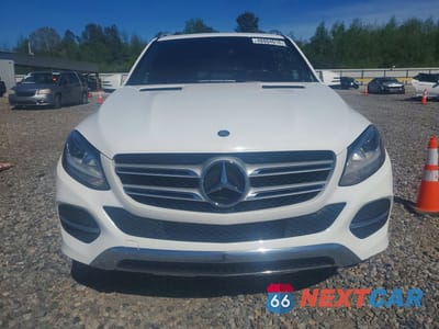 Piąte zdjęcie samochodu w środku: 2017 MERCEDES-BENZ GLE 350 VIN:4JGDA5JBXHA828375 - miniatura