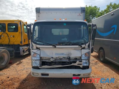 Piąte zdjęcie samochodu w środku: 2017 ISUZU NPR BOX TRUCK VIN:54DB4W1B1HS800446 - miniatura