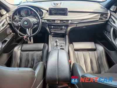 Zdjęcie 8 z 12 samochodu: 2017 BMW X5 M VIN:5YMKT6C34H0U39407 - miniatura