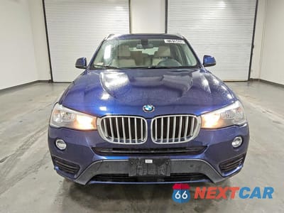 Piąte zdjęcie samochodu w środku: 2017 BMW X3 XDRIVE28I VIN:5UXWX9C56H0T01710 - miniatura
